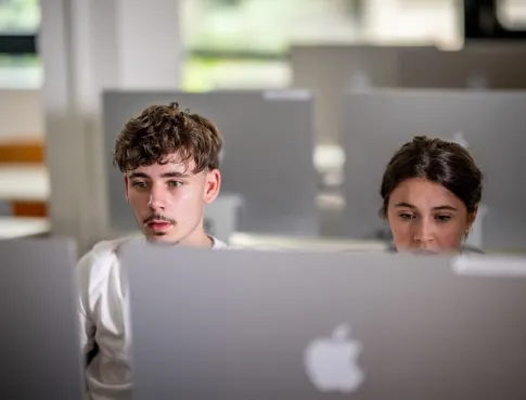 Quels débouchés après votre MBA Communication digitale ?