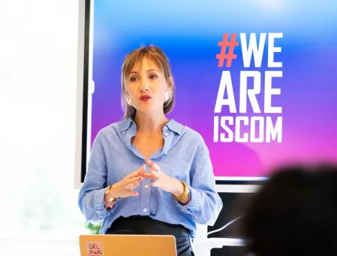 Intégrer l’ISCOM en 3eme année, c’est possible !