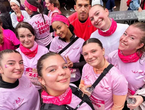 Le pouvoir du rose sur les réseaux sociaux