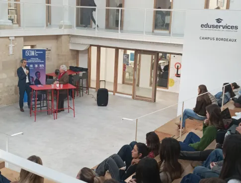 AU-DELÀ DU TRAM : LE RÔLE CLÉ DE LA COMMUNICATION POUR CONSTRUIRE L'EXPÉRIENCE CLIENT TBM