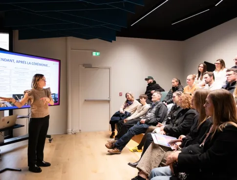 Pourquoi la formation publicité en rentrée décalée est importante