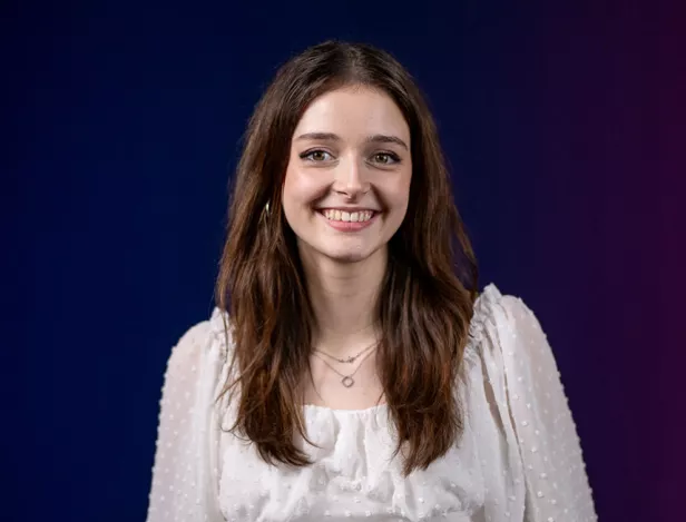 camille-seurat-etudiante-bachelor-communication-iscom-lyon-ecole-communication