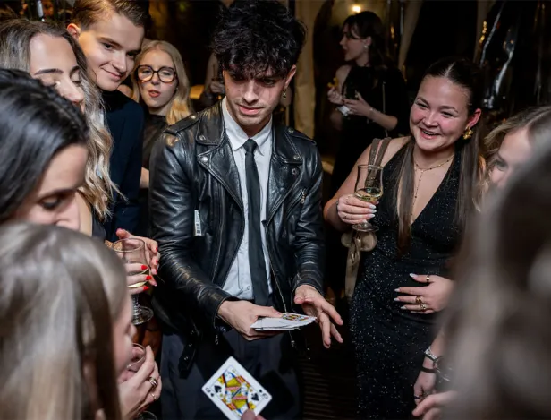 donovan-iscom-lyon-etudes-communication-bachelor-mba-marketing