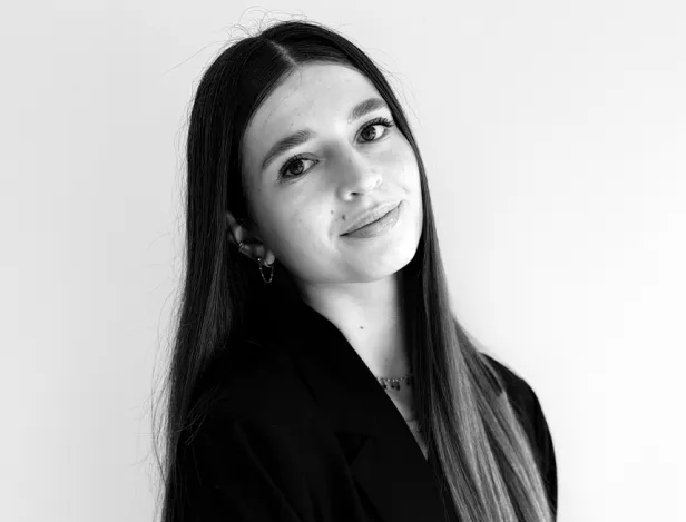 emma-menard-iscom-lyon-formation-communication-mba-ecole-evenementiel