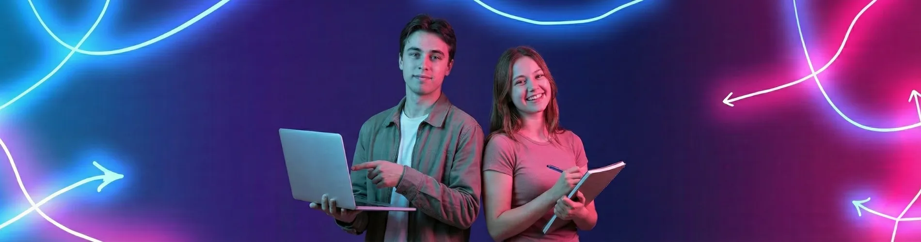 deux-etudiants-en-alternance