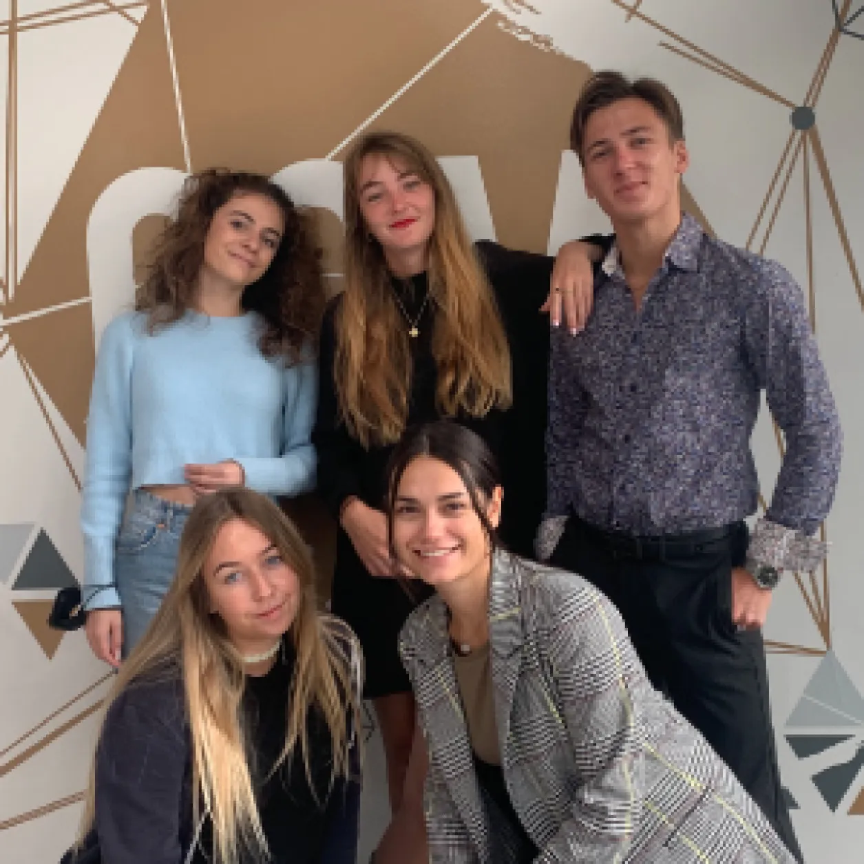 Micro-Agence ISCOM ayant collaboré avec Frédéric Ferrand en 2021-2022 Micro-Agence-ISCOM-Lyon-2021-2022-FF